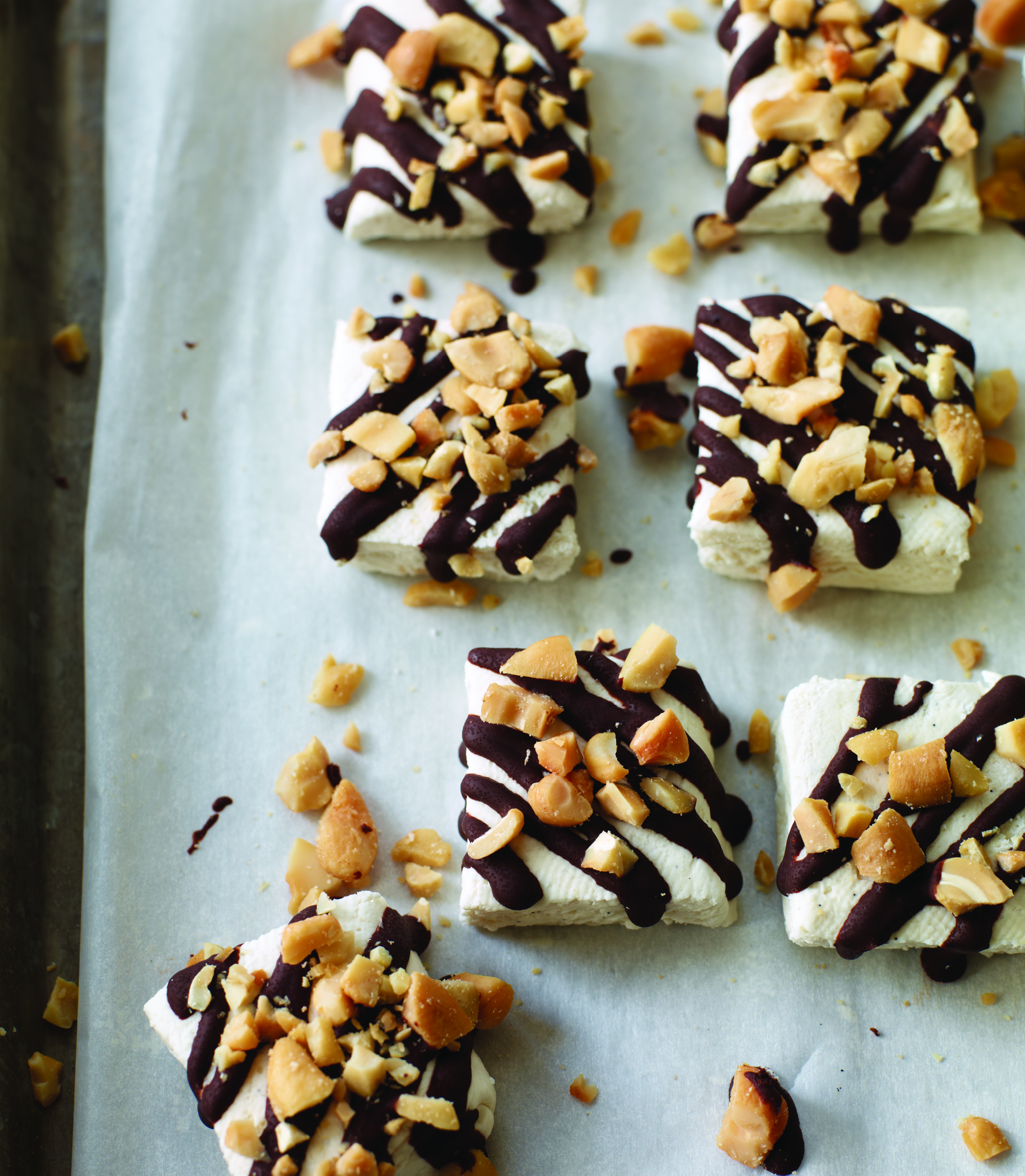 Vanilla Nougat Candy Bar Bites {Recipe}